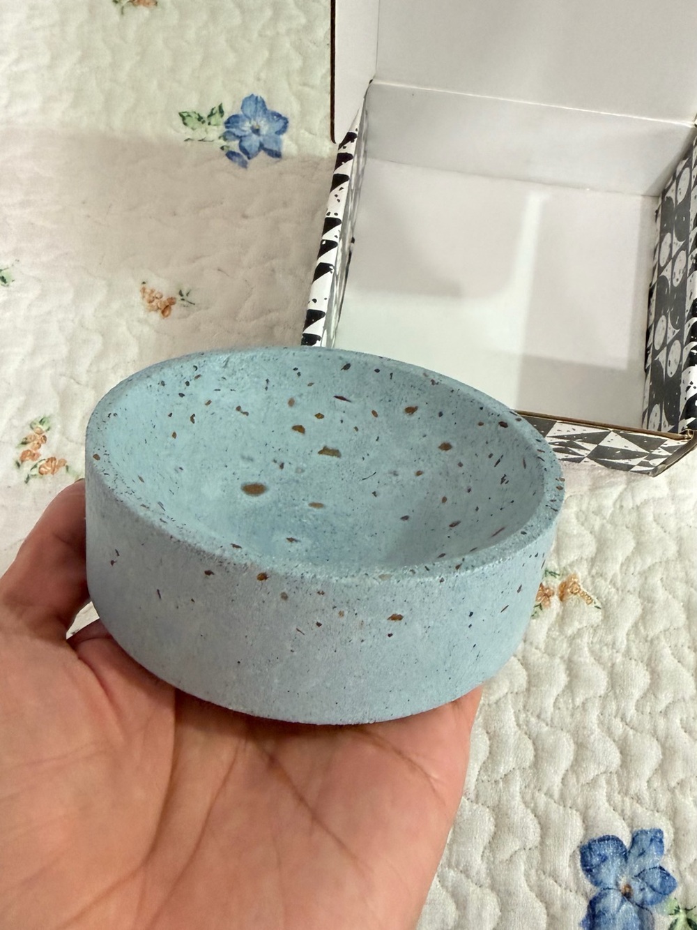 Pretti Cool NIB 4” Catch-All Hand Cast Concrete with Cork Base in Light Blue - Picture 5 of 6